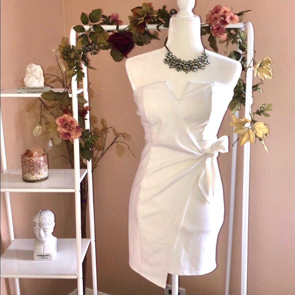 TRIXXI | White Bodycon Dress